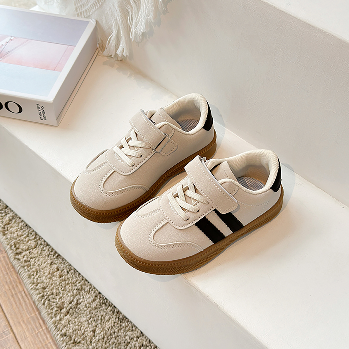 PU Leather Sneakers For Childr - Badminton Junior recension och pris