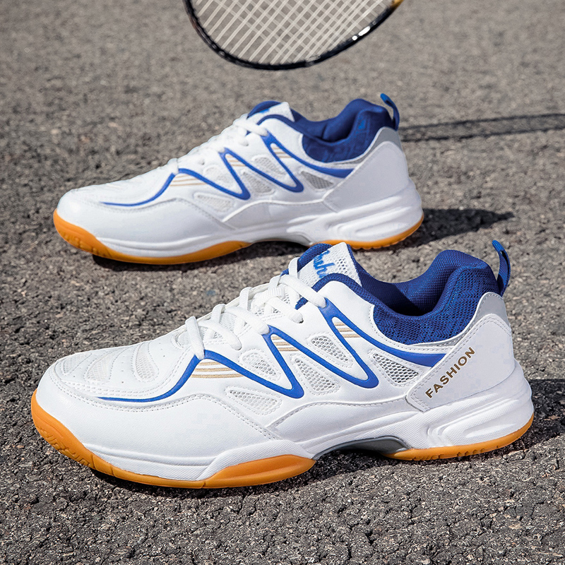 New Sports Shoes for Men and W - Badminton Umpire recension och pris